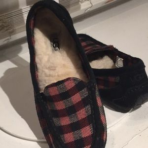 Ugg slippers